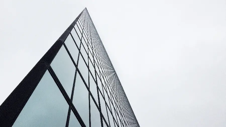 Background image for desktop with inches high of a cool minimalist building