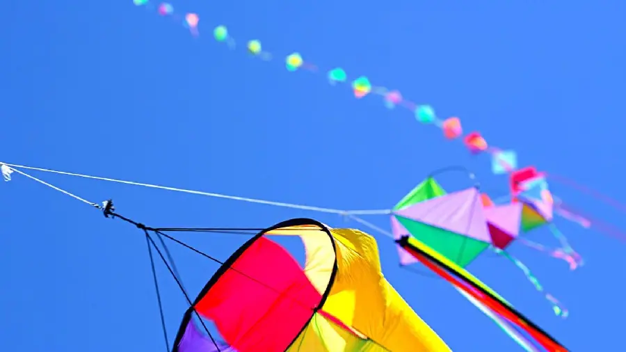 Kite making ideas for school and fun