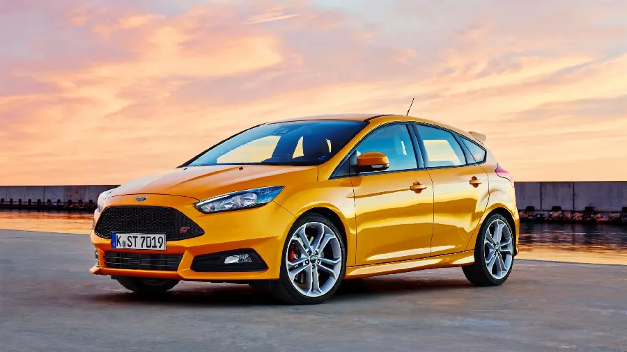 Latest yellow car wallpaper for car enthusiasts