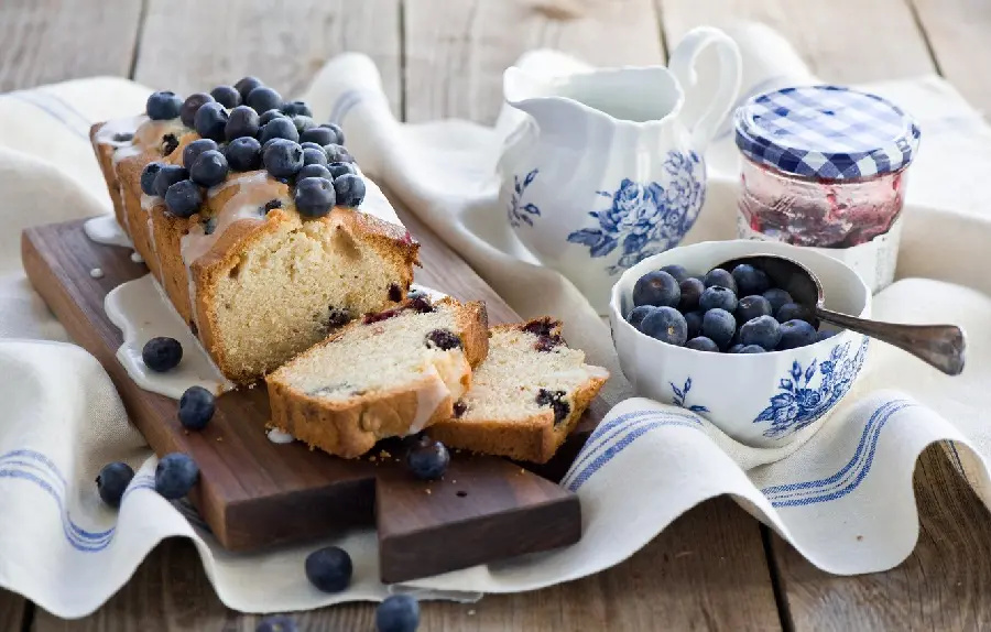 Photo of delicious muffins and blueberry cakesAnd delicious forky 4K 
