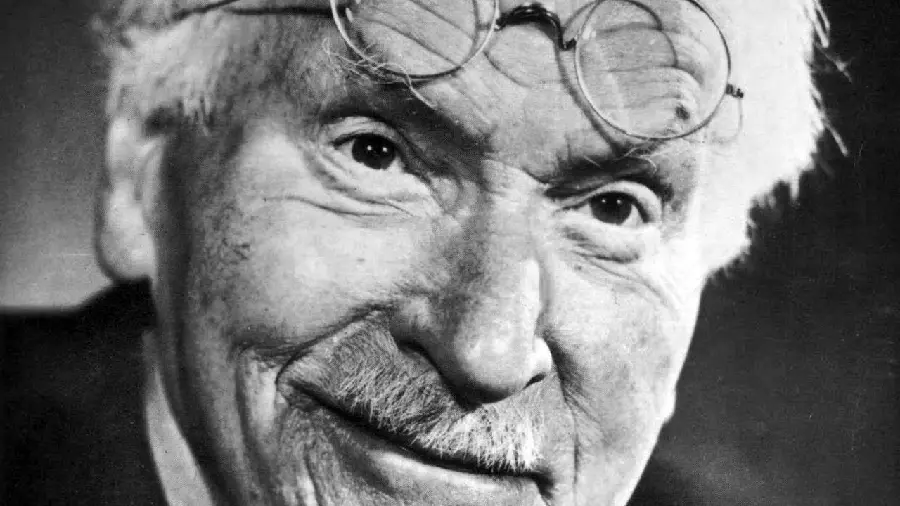 The closest image of Sigmund Freud's face with the highest quality 