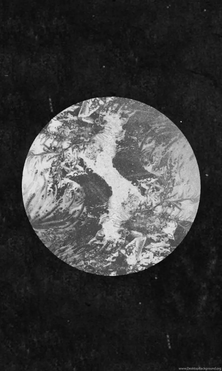 The most attractive wallpaper with the moon with a black background