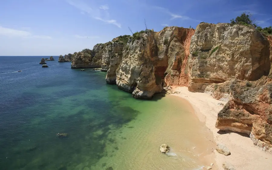 Background of Oceans and Rocks Full HD FULL HD