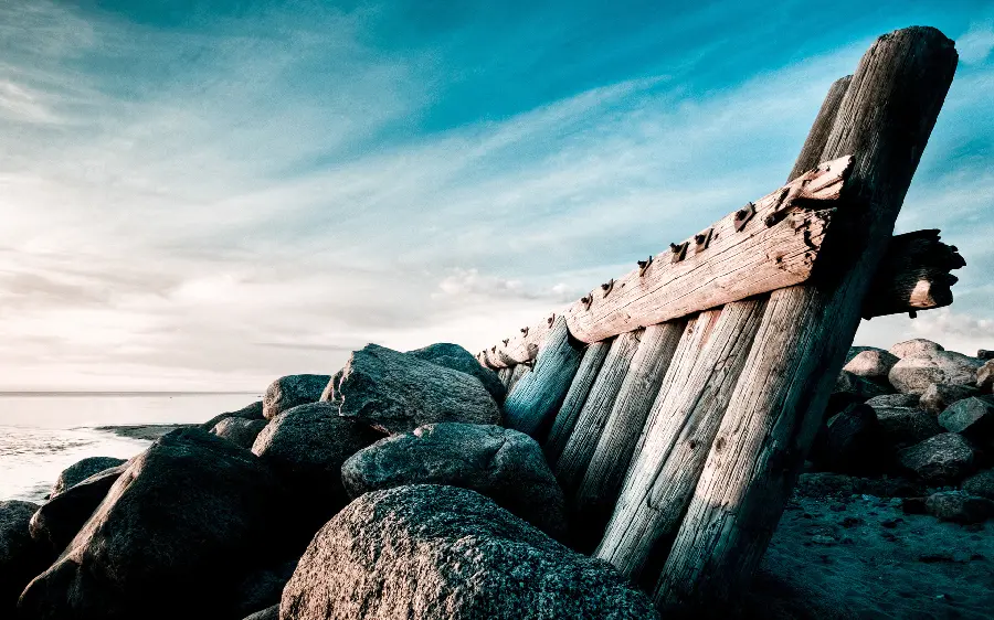 Free download of a special and attractive background image suitable for laptop backgrounds