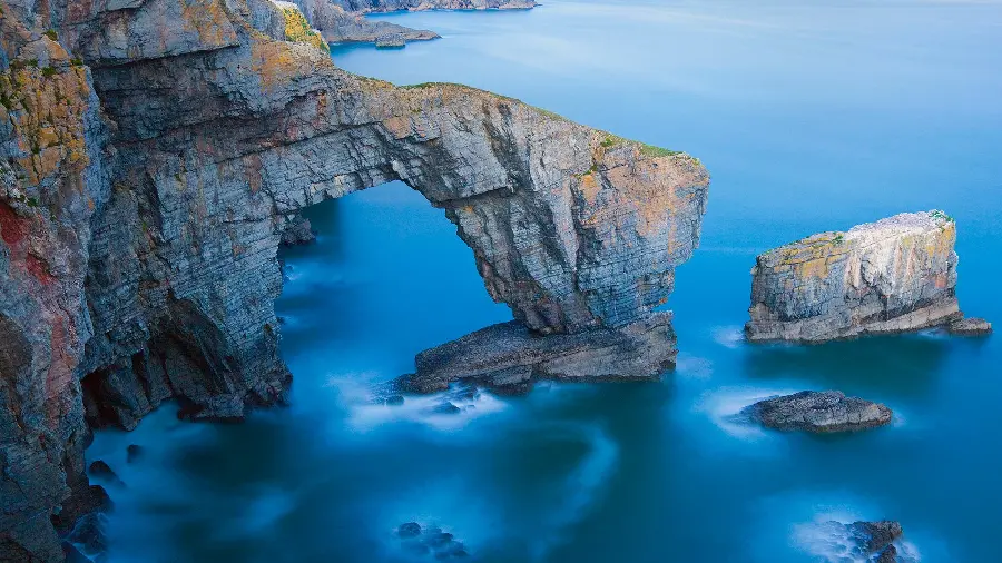 Stylish and modern sea wallpaper with full HD quality
