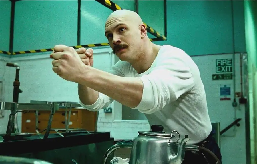 Tom Hardy Biography and Latest Photo