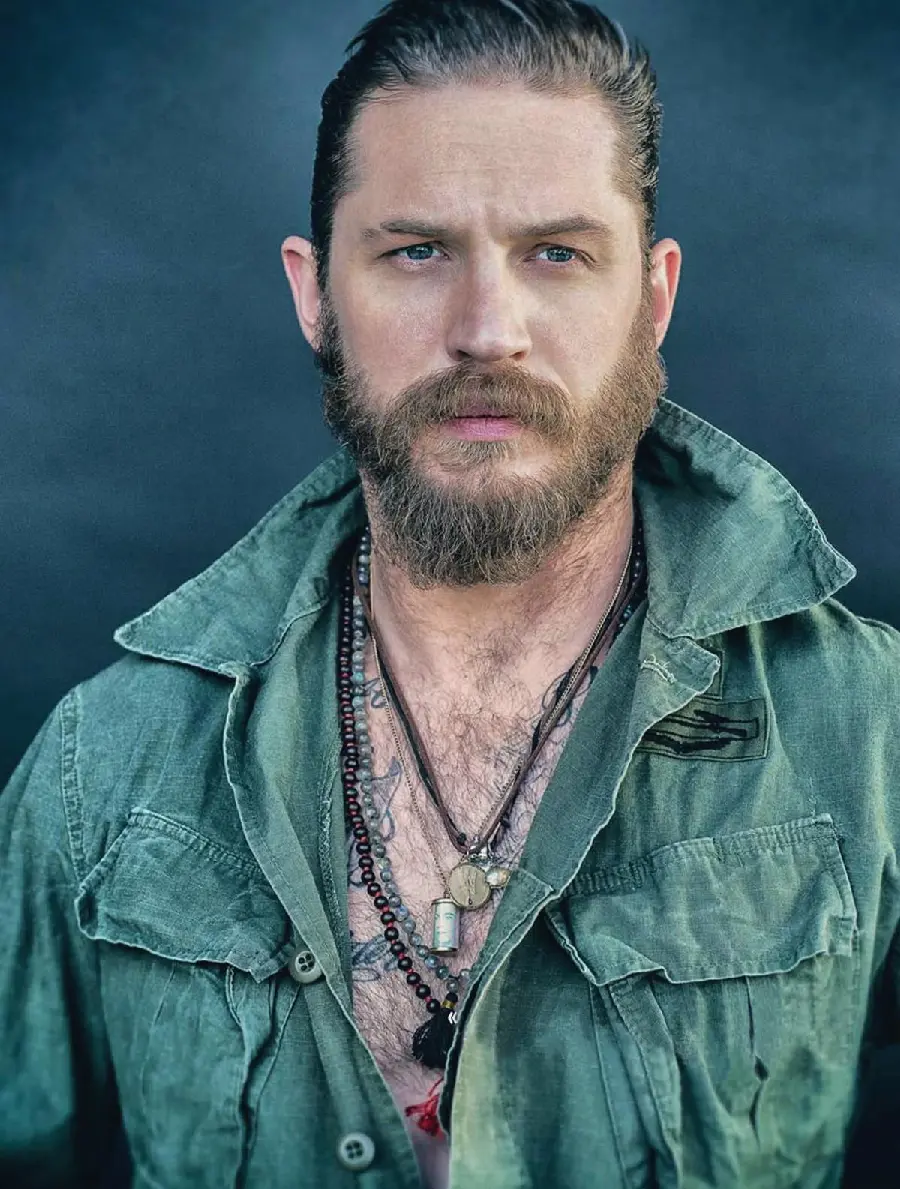 A Very Beautiful and Special Photo of Tom Hardy in a Green Leather Suit