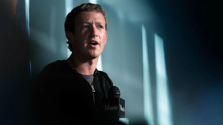 Mark Zuckerberg and his wife Priscilla Chan