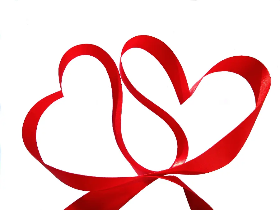 The Latest Red Ribbon Heart Design Photo with HD Quality 