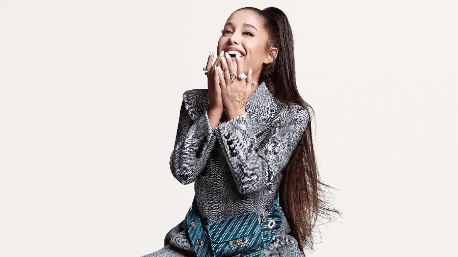 The most beautiful photo of Ariana Grande, born in 1993, the most influential American singer