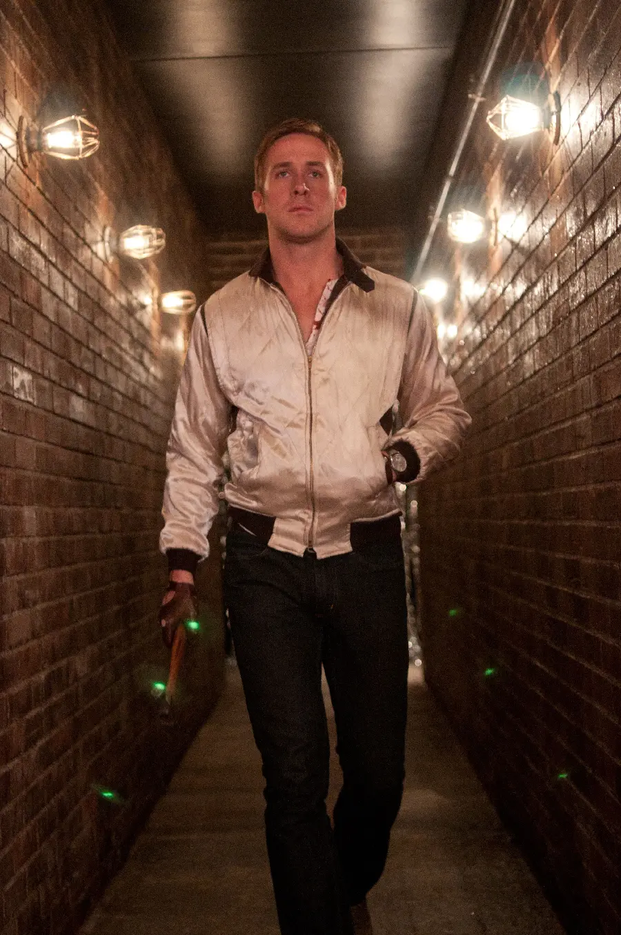 Stock photo of Ryan Gosling, the main actor in the series The Musician in the arms of sleep