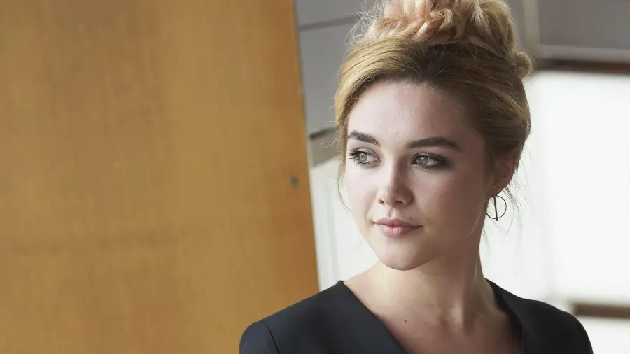 Florence Pugh Wallpaper Starting to Act in 2014