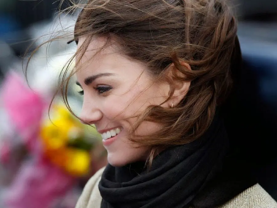 Photo taken from the profile of Kate Middleton with direct link