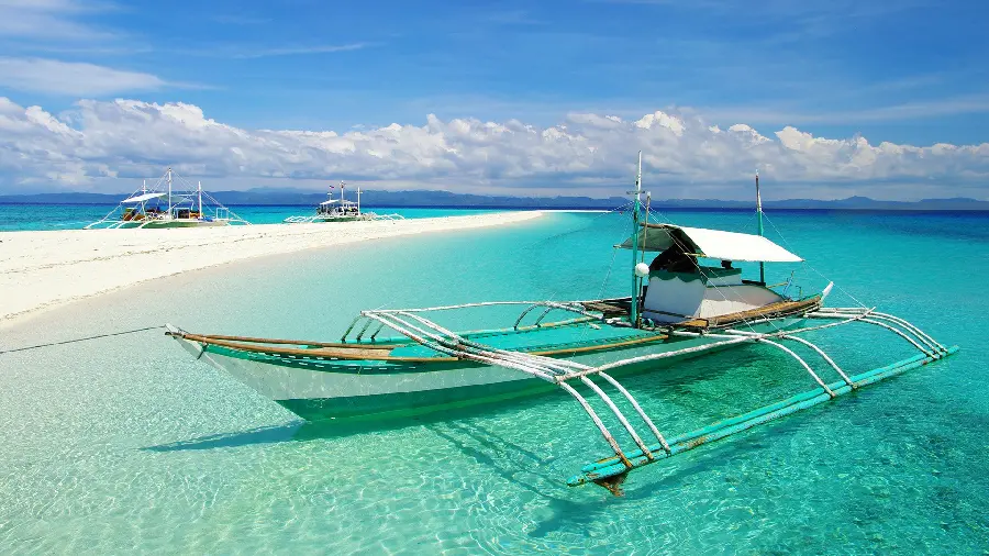 The background of the clean and clear sea for summer recreation