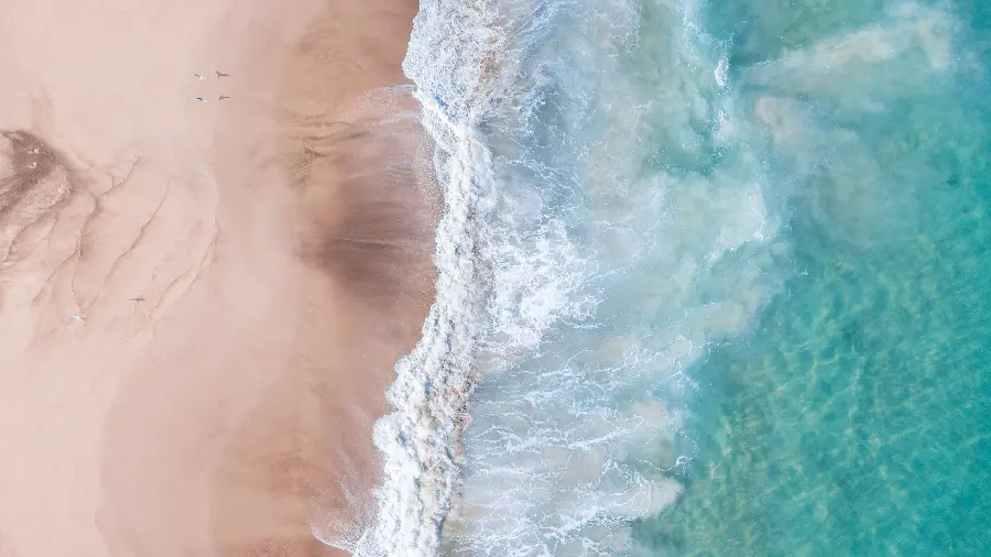 5K Seaside Beach Wallpaper for Windows 11 and 12