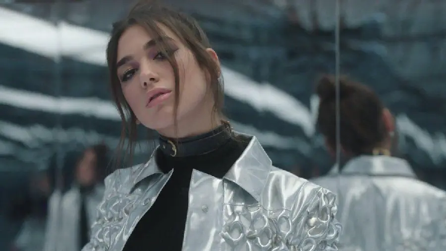 Stylish and Cool Photo Published by Dua Lipa