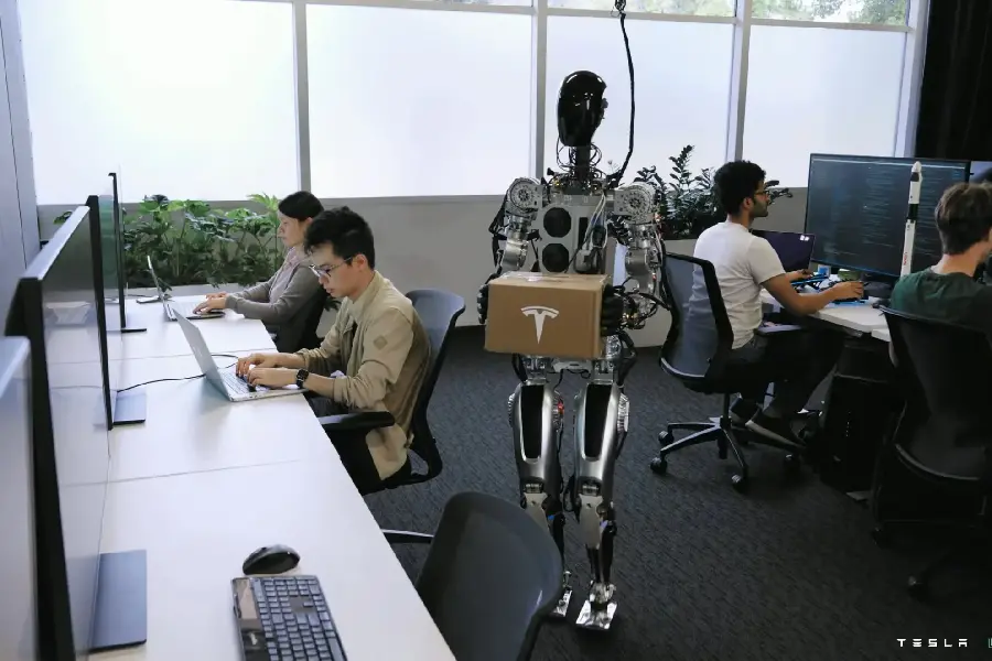 Tesla Optimus Robot Capable of Working in Hazardous Environments