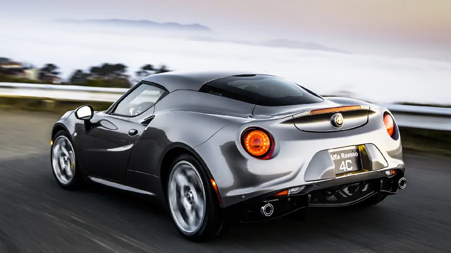 Special and interesting wallpaper in 1403 of the Italian luxury car Alfa Romeo