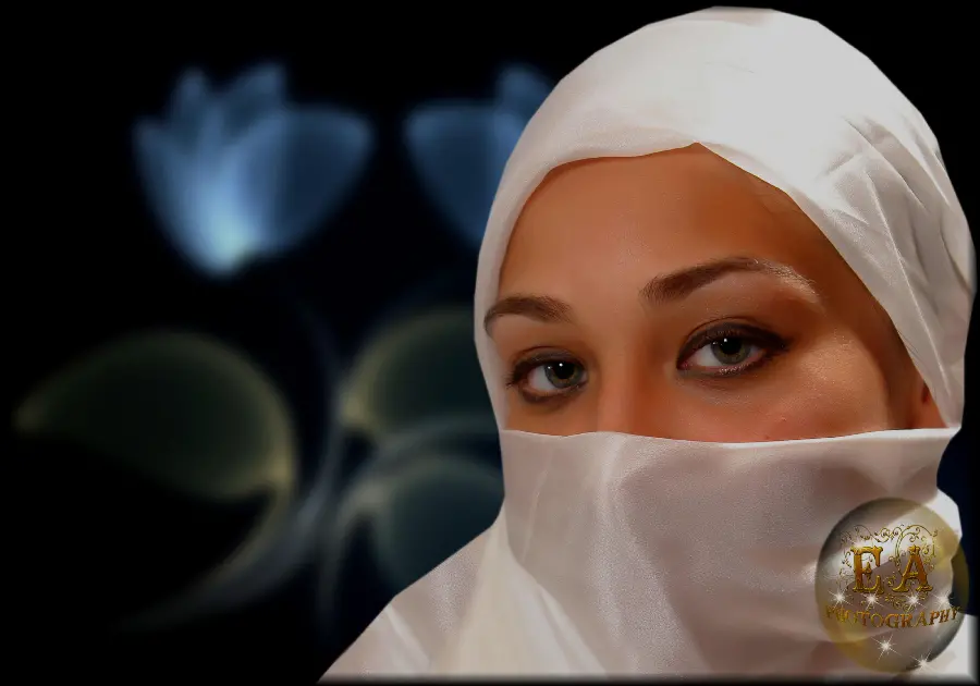 High quality profile picture of a girl with a veil and a white scarf