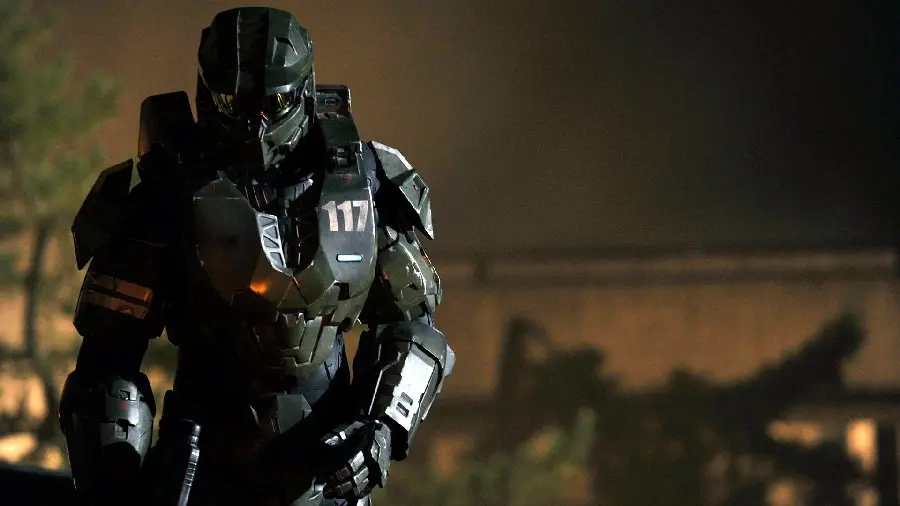 High-quality background image of Master Chief with the number 117 on his chest