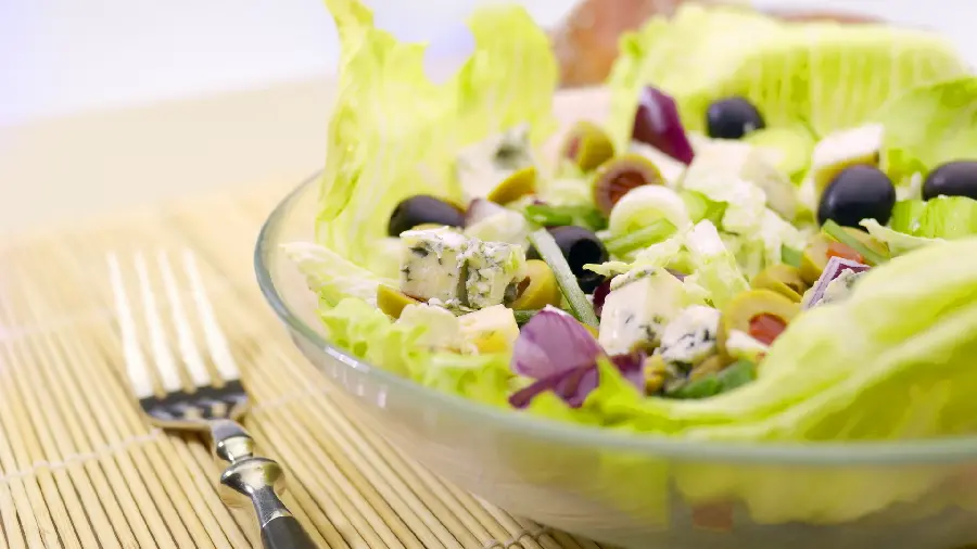 Healthy and Delicious Salad HD Image and Background for Desktop Background 