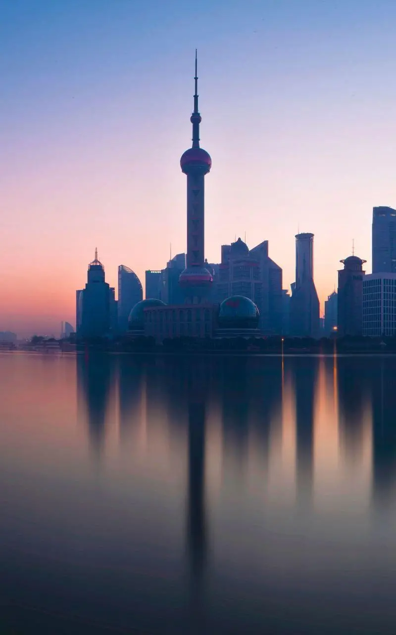 Very beautiful wallpaper of the architecture of the Oriental Pearl Tower in China in 8k resolution