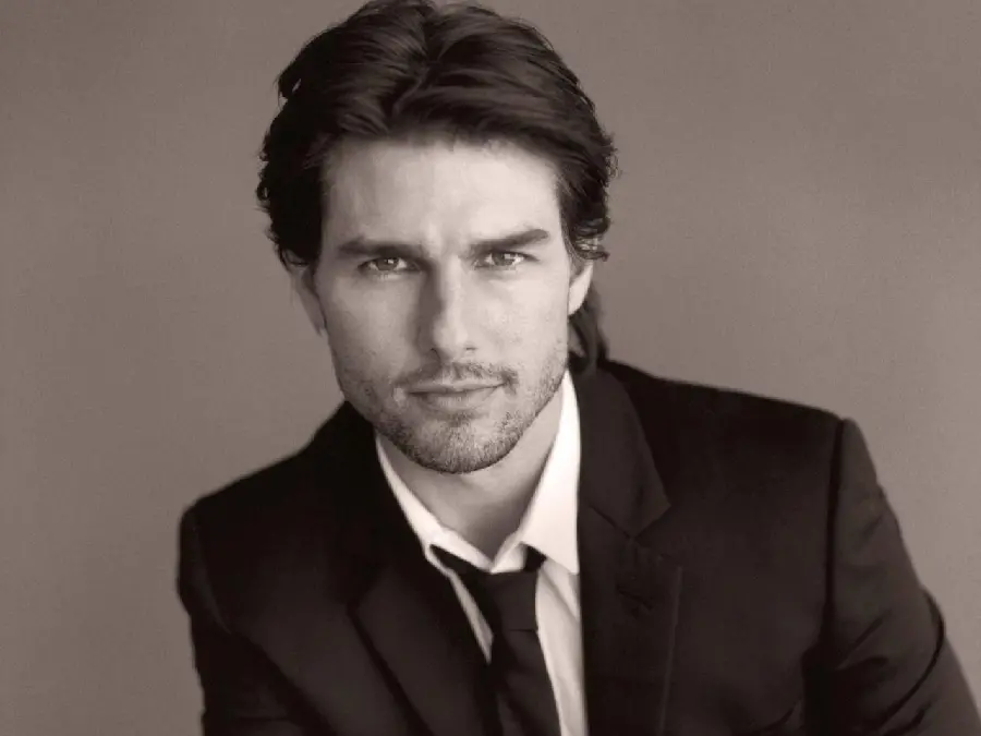 A Spectacular Black and White Tom Cruise Wallpaper