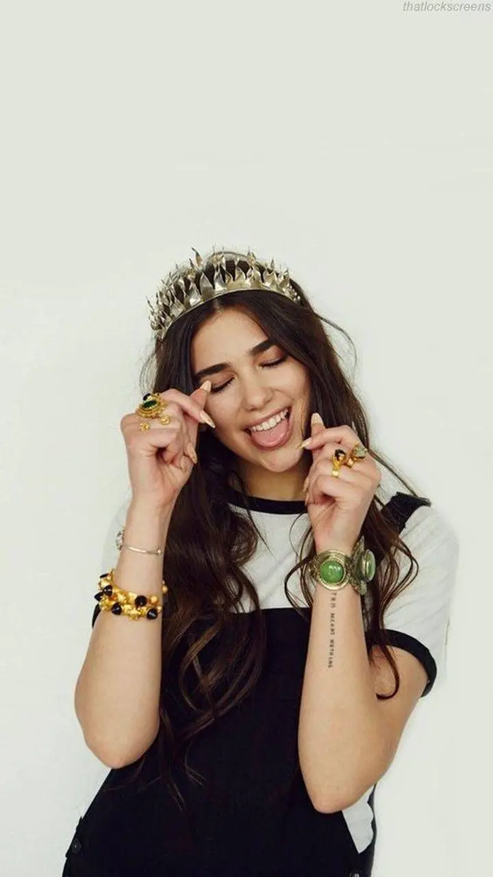 Download photo of Dua Lipa with style and cute face