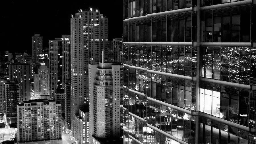 A very beautiful wallpaper of city buildings at night