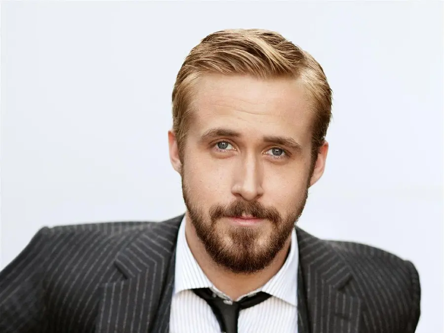Background of Ryan Gosling, a handsome and charismatic Canadian actor 