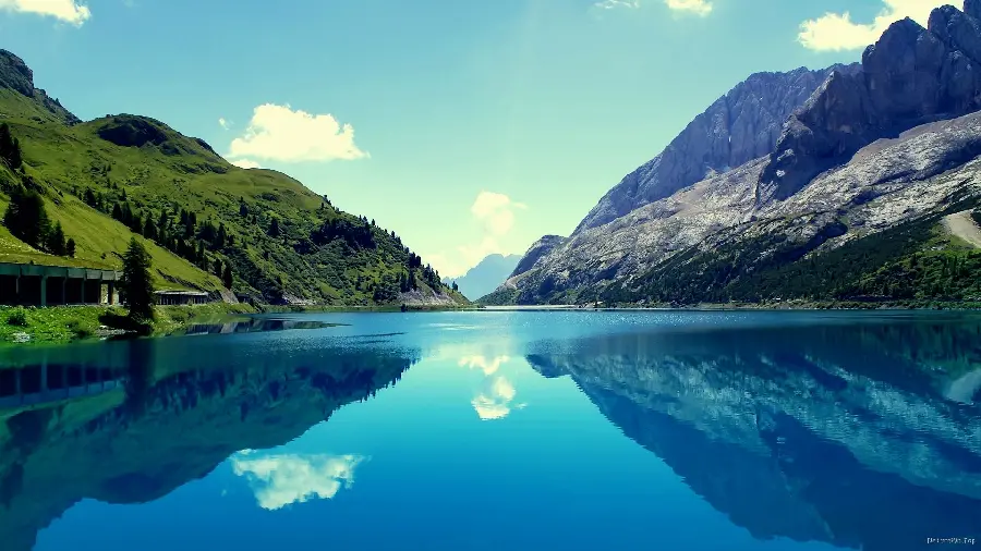 The most stylish photo taken with a camera of a lake full of mountain water
