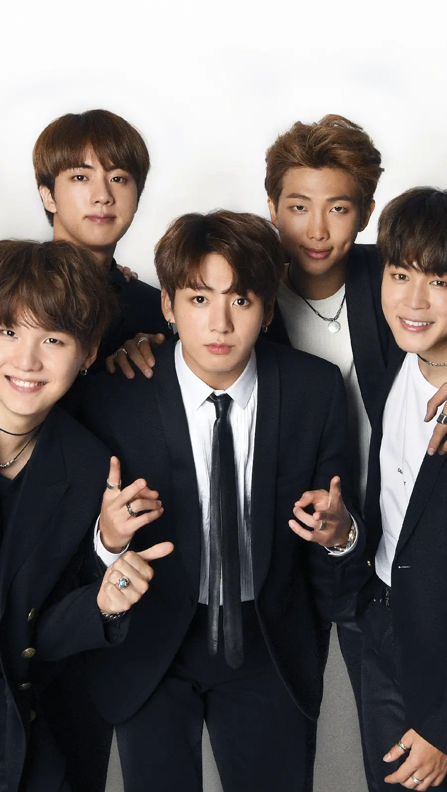 Google Photos of BTS Singers Suitable for Backgrounds