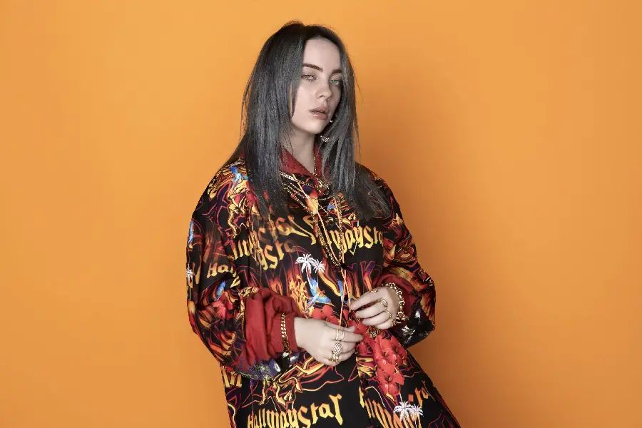 Billie Eilish's profile photo at the release of the song Ocean Eyes 