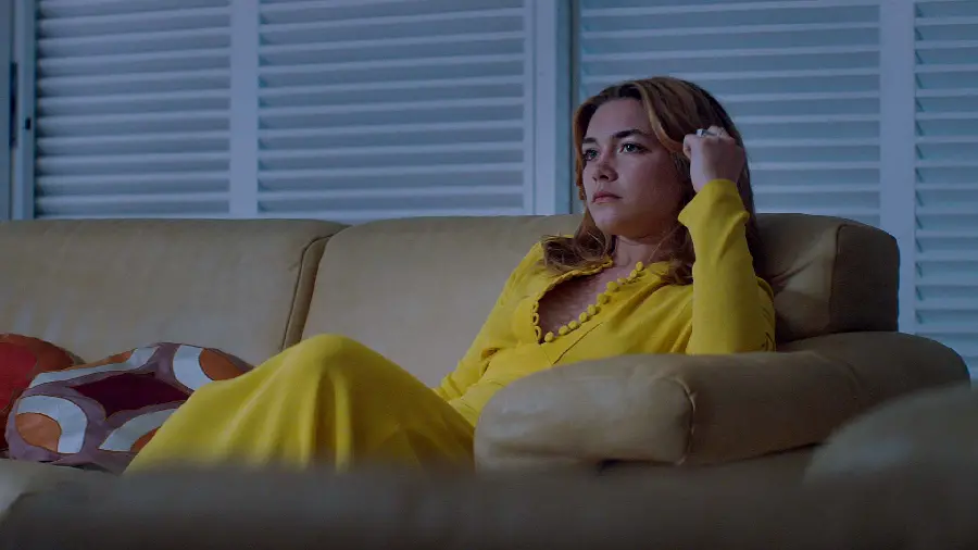 Florence Pugh background photo with a beautiful yellow style