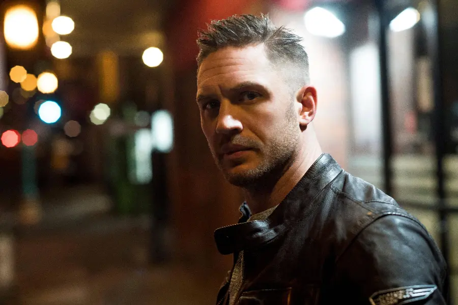 The most attractive photo of Tom Hardy with a blurred background