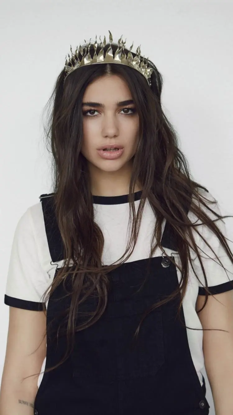 A suitable wallpaper for Dua Lipa fans