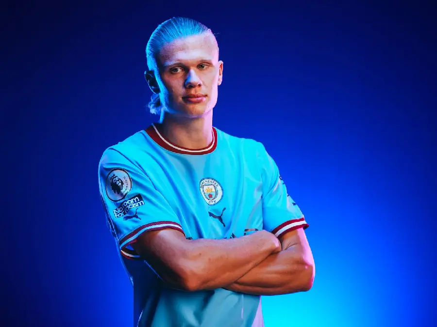 Download the photo of the famous Norwegian player named Erling Haaland