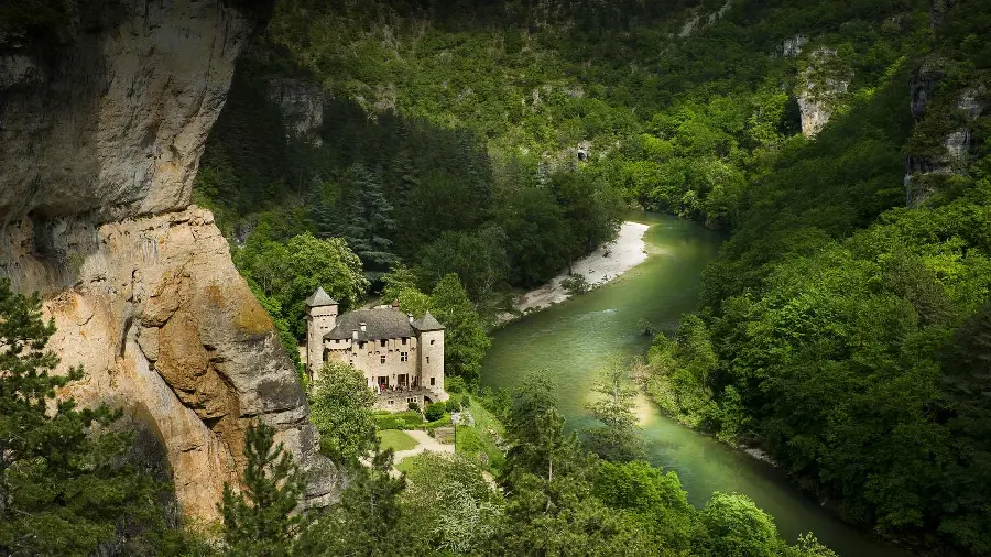 Special and interesting wallpaper in the year 1403 of an old building in lush nature 
