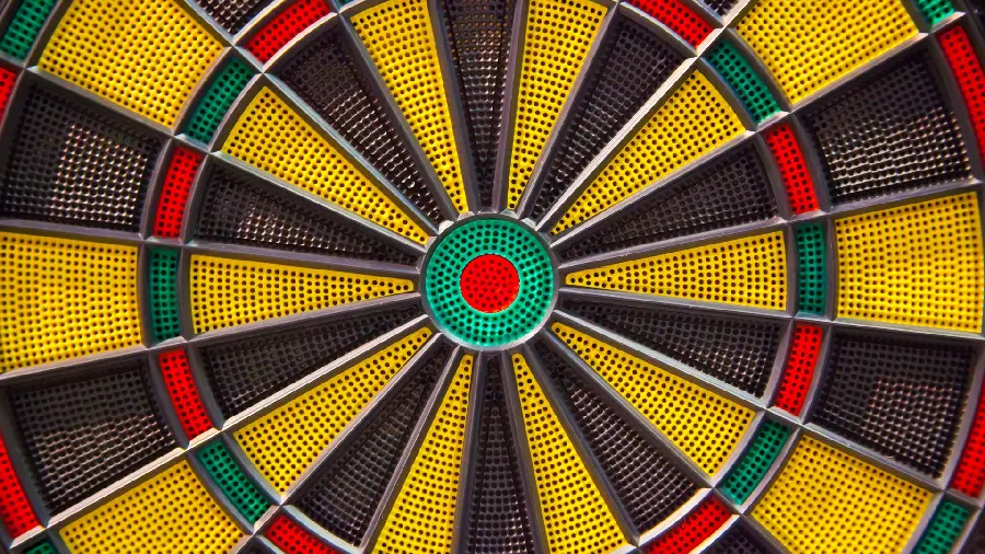 Attractive and interesting photo with a yellow and black dart design for free 