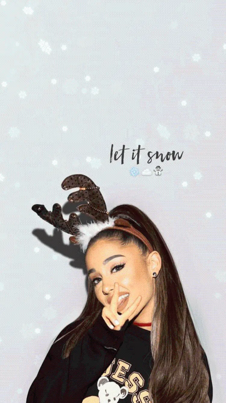 Background image of Ariana Grande with the best quality