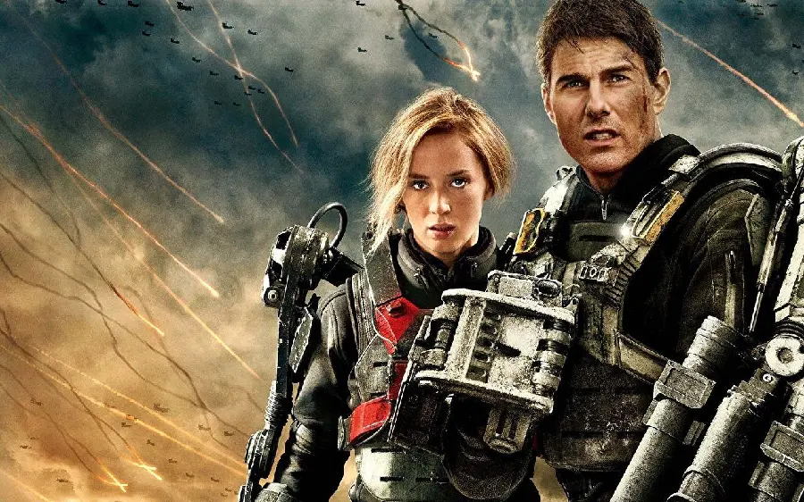 Wallpaper of Tom Cruise actor in the action movie Edge of Tomorrow