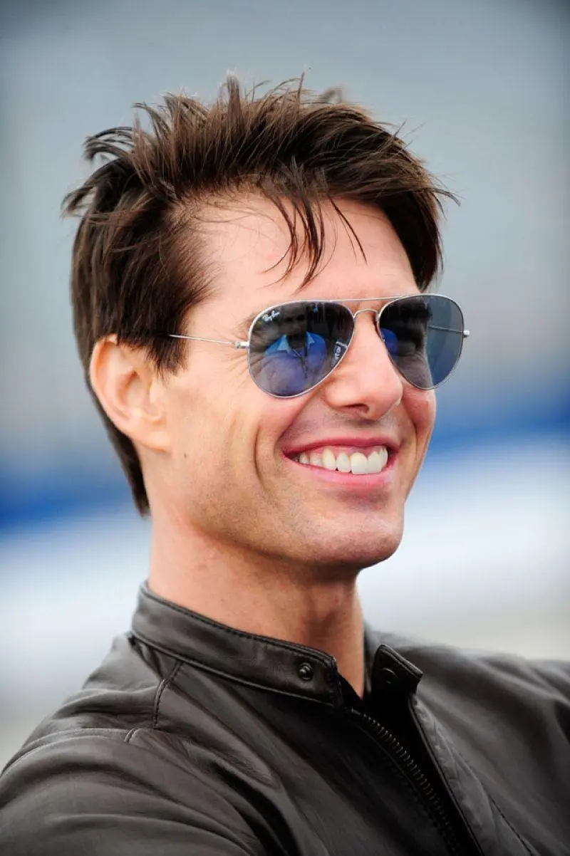 A very attractive photo of Tom Cruise for his fans