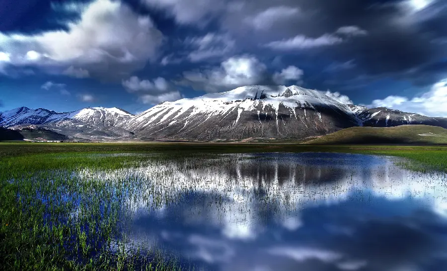 Stock of impressive national park and nature in Italy for printing