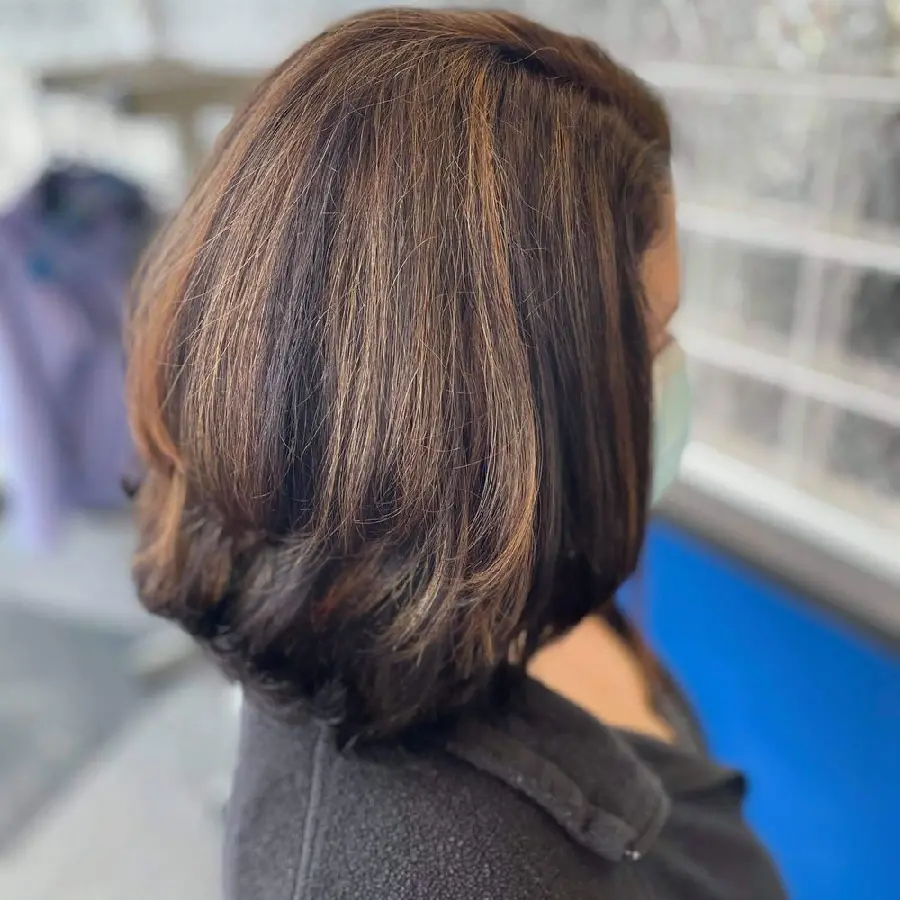 Photo of a simple open hairstyle for women and girls in 2024