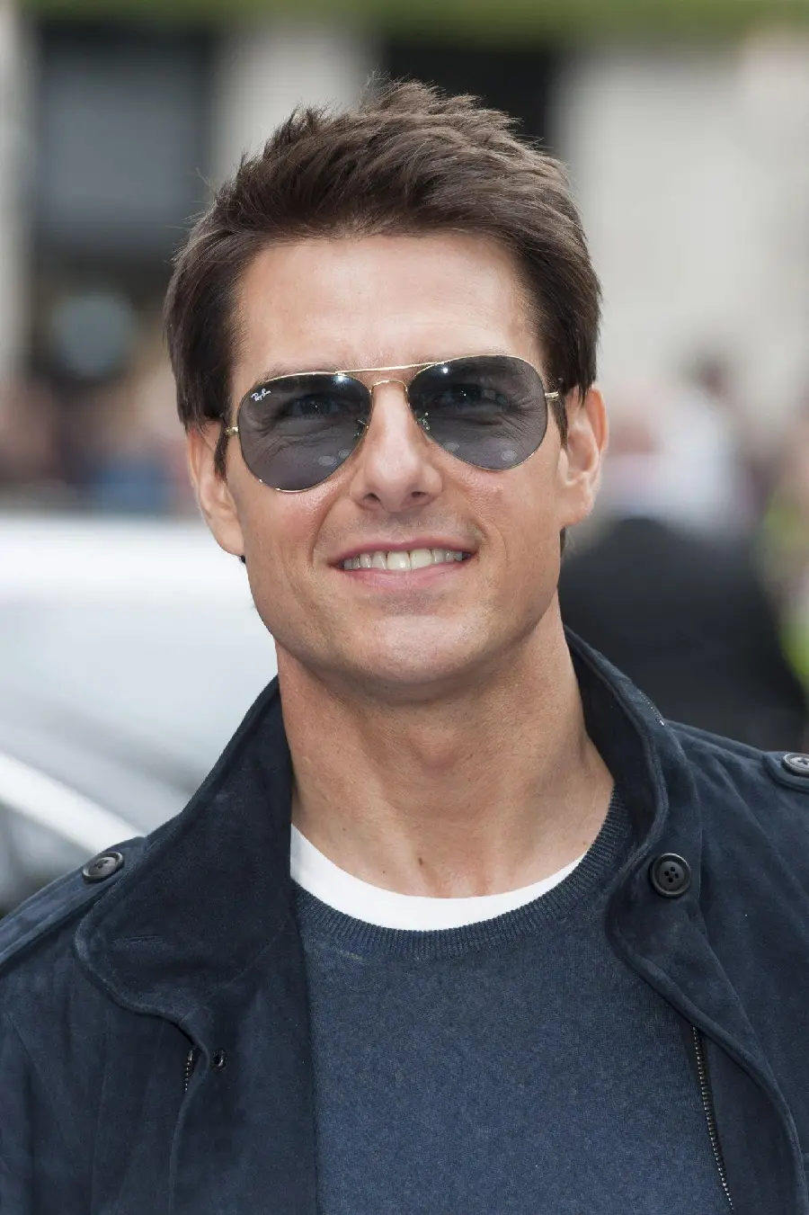 Tom Cruise wallpaper with beautiful eyes and Green