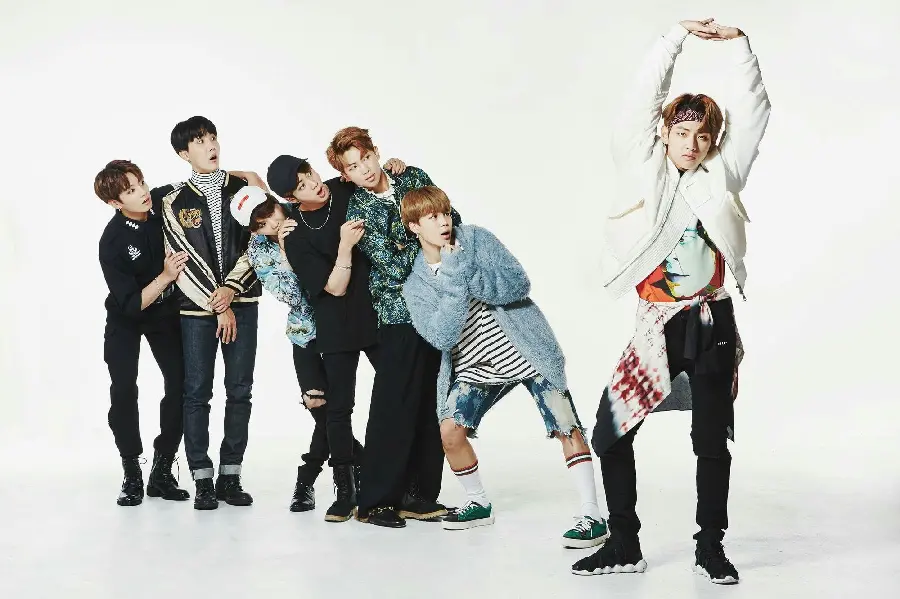 The coolest BTS background photo suitable for girls' desktops