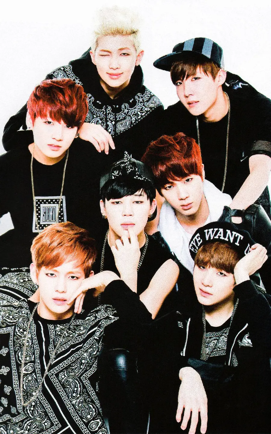 Download photos of the seven members of the BTS group