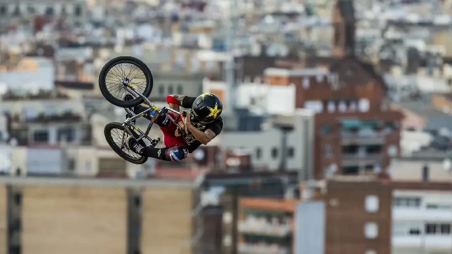 Artistic photo of professional movements of a cyclist for the computer 