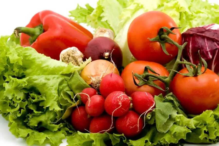 Simple and unedited photo of a fragrant fruit and vegetable market