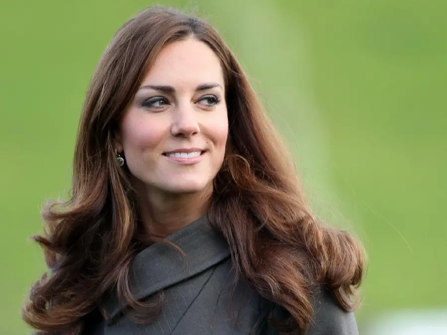 Kate Middleton Profile Picture with Follow and Fade Background